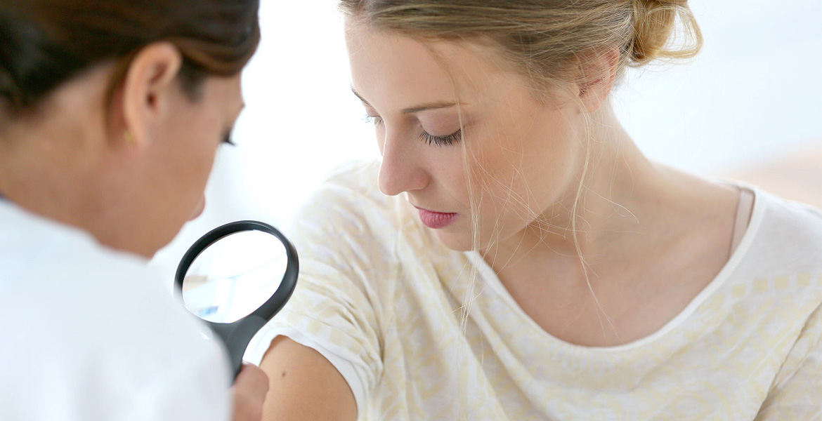 Comment trouver un dermatologue près de chez soi ?
