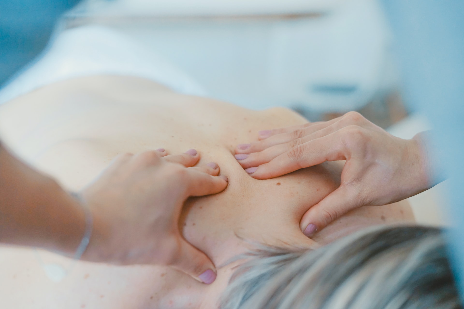 Qu’est-ce qu’un massage érotique 4 mains ?