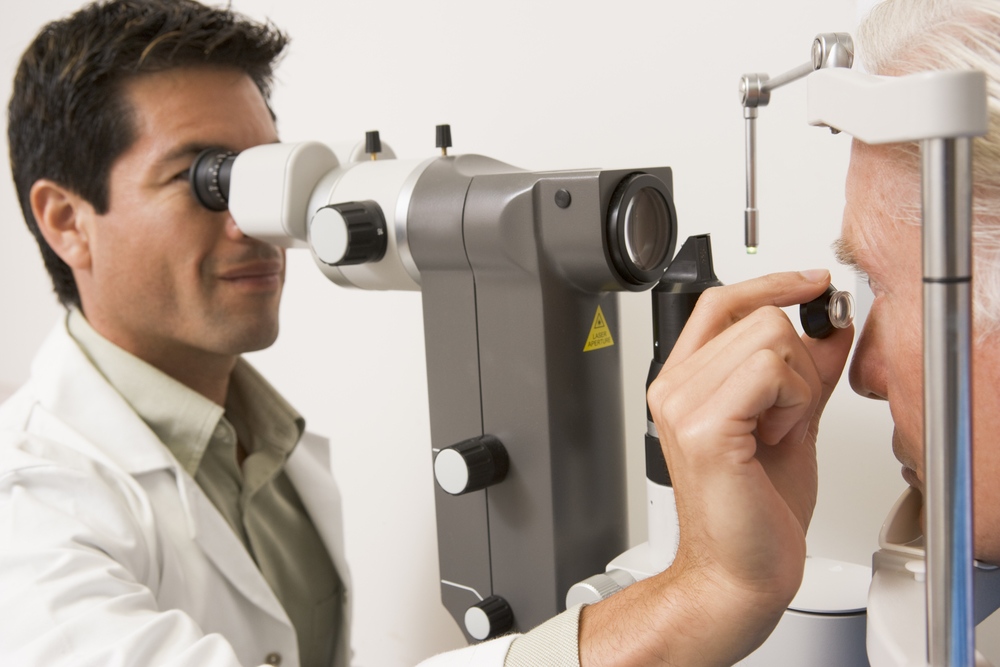 Comment choisir un chirurgien ophtalmologue ?